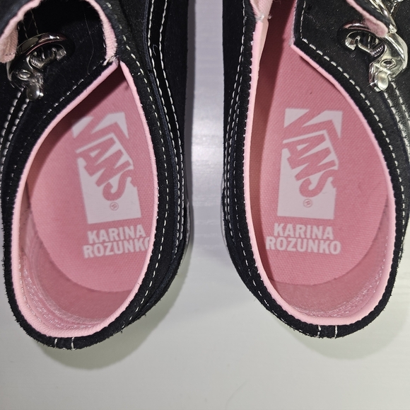 Vans Karina Suade sneakers Black and White Low-Top Sneakers - Picture 3 of 6